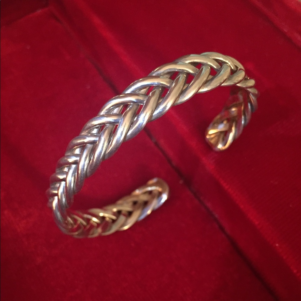 9.25 sterling silver rope cuff